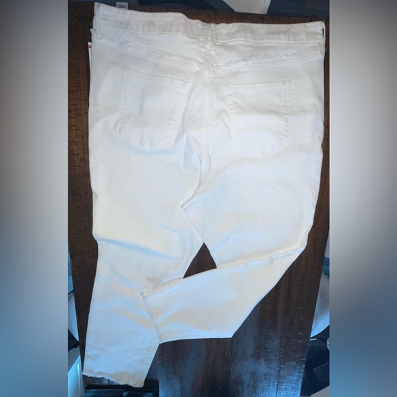 Good American glc1046t white jeans fringe detail NWT Skinny size 24 euro summer - Picture 9 of 10